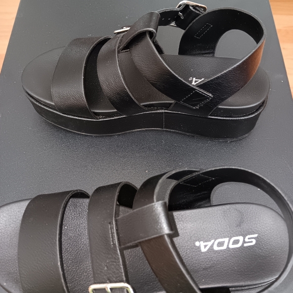 Soda Black Sandals Style: Stellar Black - Picture 6 of 12